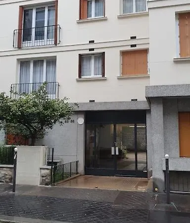3 Pieces. Appartement *